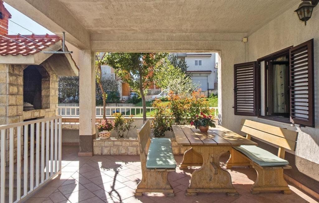Apartament Dinko Stobreč Zewnętrze zdjęcie